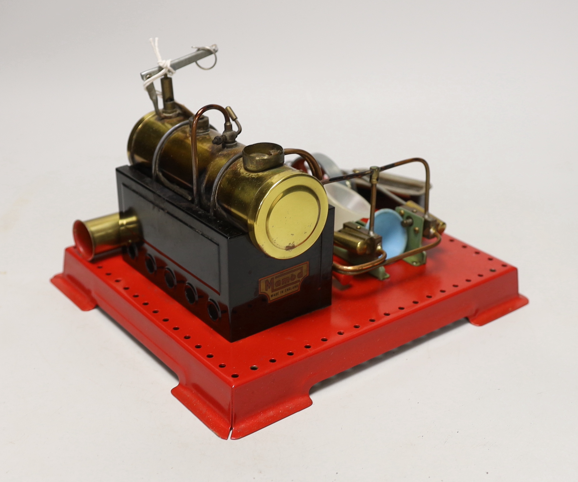 A boxed Mamod SE3 model steam engine